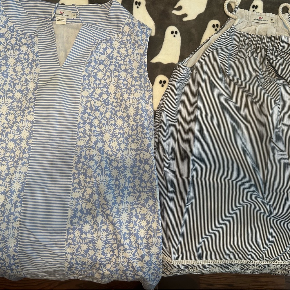 Lot of 2 women’s size medium vineyard vines dresses